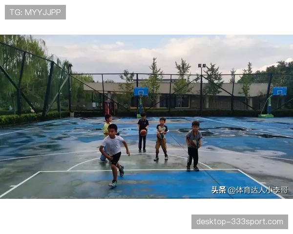 篮球比赛中非法身体接触的具体情形与规则判罚详细解析